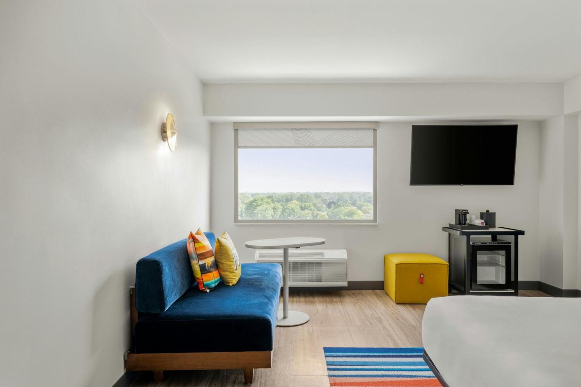Aloft Chicago Schaumburg 3*
