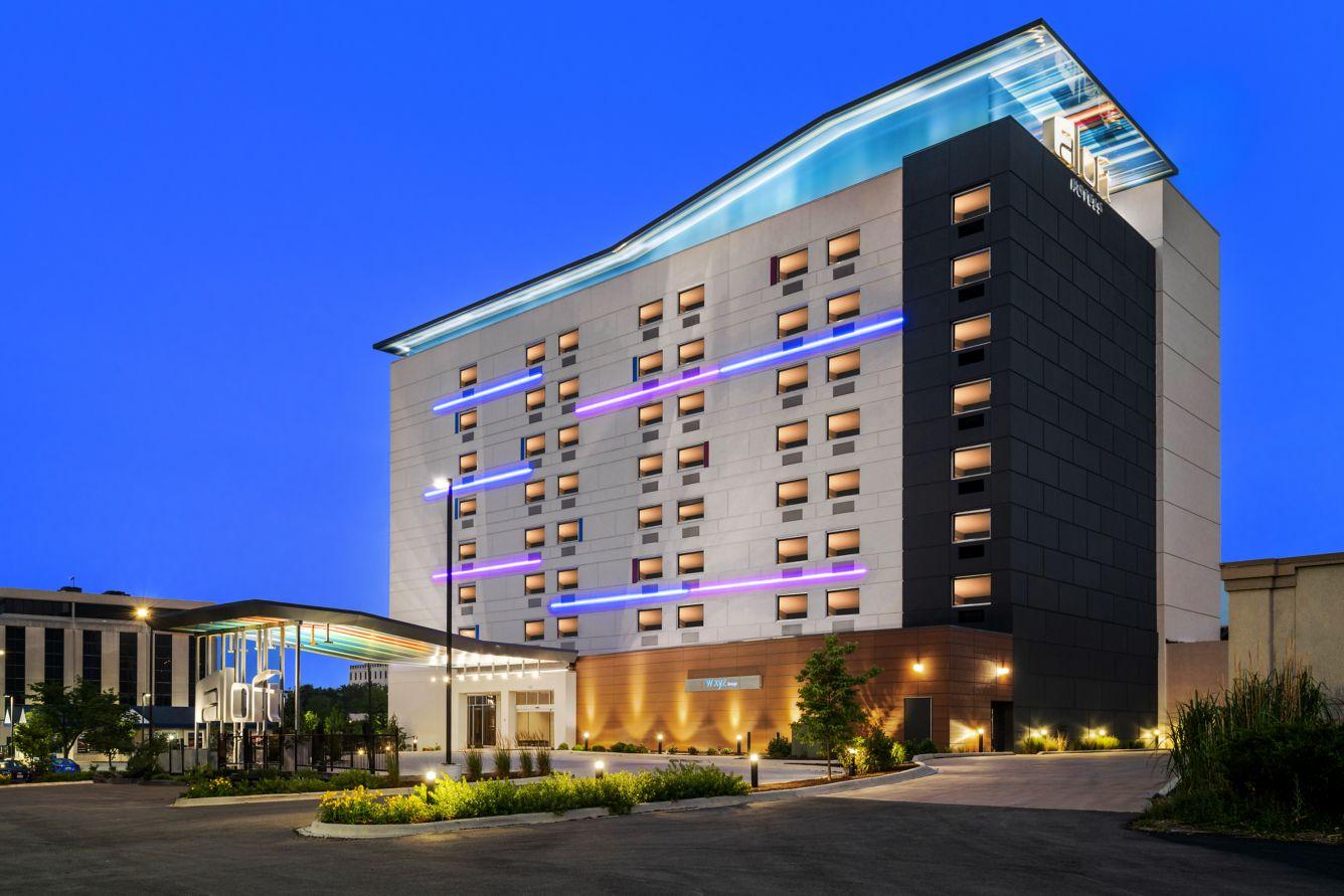 Aloft Chicago Schaumburg Hotel